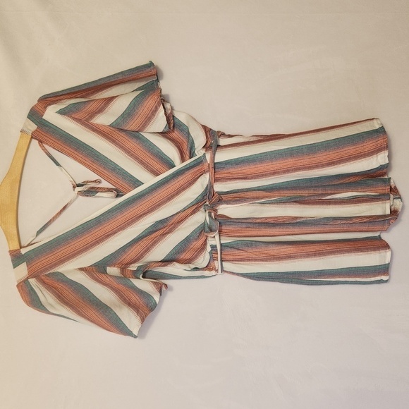 Francesca's Fredah Stripe Front Back Tie Short Sleeve Elastic Waist Boho Romper - Picture 4 of 12